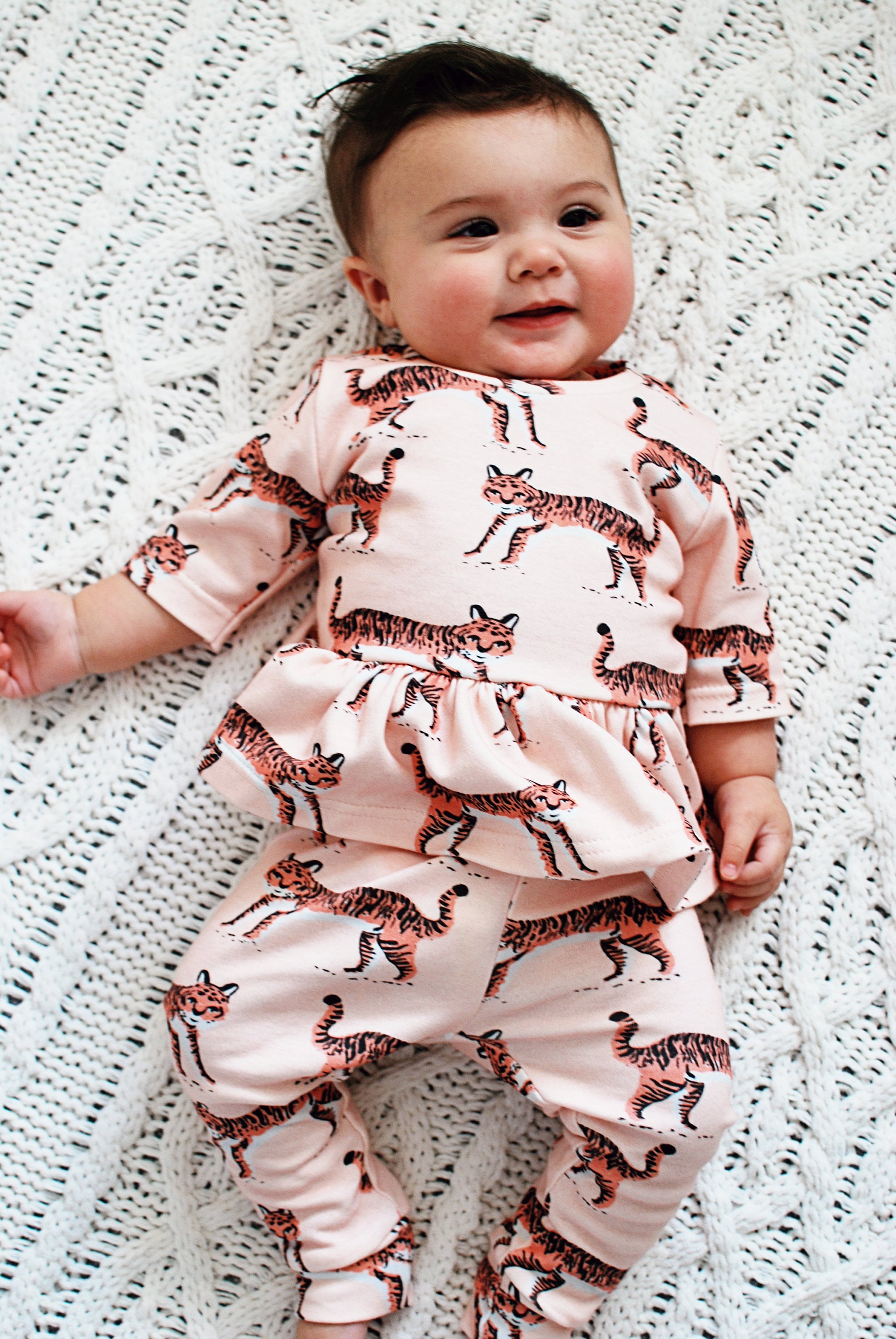 Tiger Baby Leggings Organic Baby Clothes Tiger Print Leggings Baby Joggers Baby Boy Gift Going Home Outfit Tiger Birthday Leggings Kleding Jongenskleding Babykleding voor jongens Broeken Tigers 