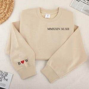 Custom embroidered name couple sweatshirts,Roman numeral sweatshirts,Initials embroidered on sleeves,Anniversary gifts,Valentine&#39;s Day gift