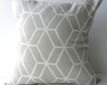 Grijze linnen kussens Ikat Designer kussensloop. Kussens ivoor grijs hedendaagse Scatter kussen, gooien kussen, Toss kussens Grijze linnen kussens Ikat Designer kussensloop. Kussens ivoor grijs hedendaagse Scatter kussen, gooien kussen, Toss kussens