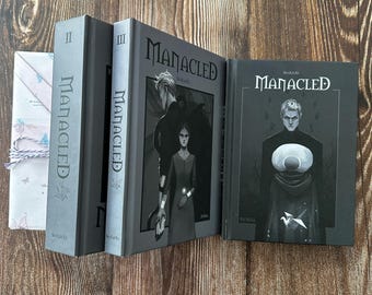Manacled Hardcover Set: Komplette 3-Bändige Sammlerausgabe mit Illustrationen (rabattierter Verkauf)