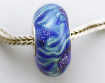Unique Blue Twist on Blue Dichroic Glass Charm Bead  - Artisan Lampwork Glass Bracelet Bead  (MAY-10)