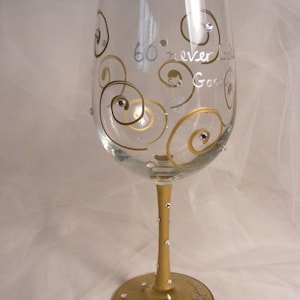 birthday bling wine glass - large 18oz wine glass - 21st 30th 40th 50th 60th 70th- custom colors available