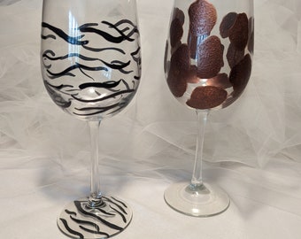 READY TO SHIP! pair of animal print wine glasses - one giraffe, one zebra.  Large 18oz size.