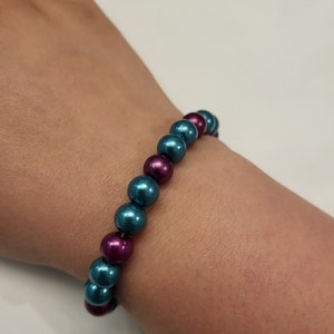 Deep Blue and Purple Pearlescent Round Beaded Bracelet