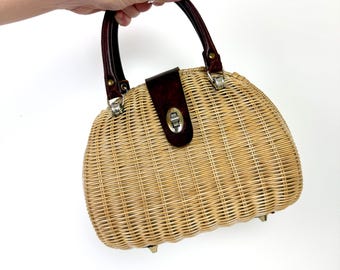 Vintage BASKET Handbag • 1970s Purse • Classic East Coast Style Woven Tote Hard Sided Box Handbag Fisherman Coastal Grandma