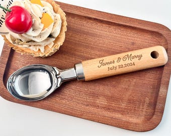 Personalized Ice Cream Scoop,Engraved Dessert Scoop,Wooden Handle Ice Cream Scoop,Bridal Favor,Kitchen Serving Utensils,Wedding Party Favors