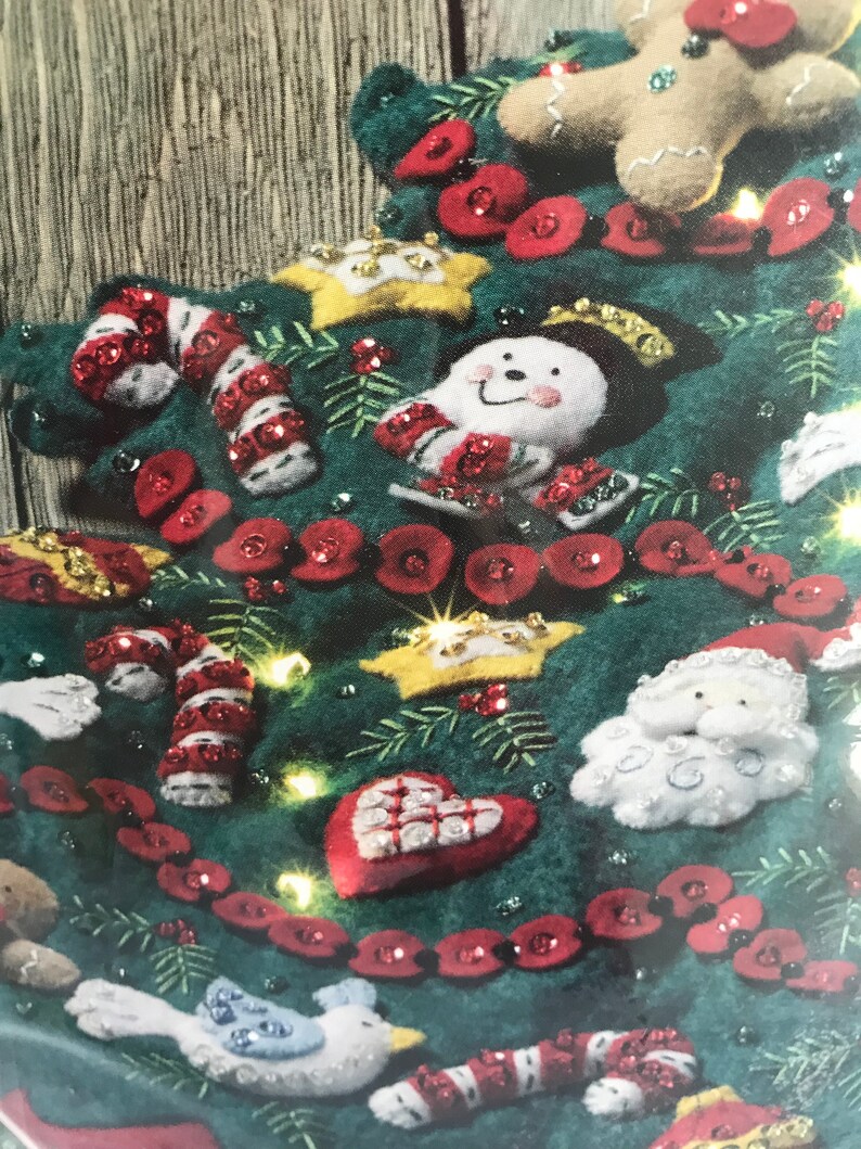 Exquisite 26 Ornaments Including Star of David *READY TO SHIP* New Bucilla Christmas Tree