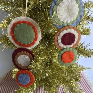 White /& Green PENNY RUG INSPIRED Christmas Ornaments Hand cut Pennies Polyester Felt ***Ready to Ship*** Set of 2 Traditional Colors of Red