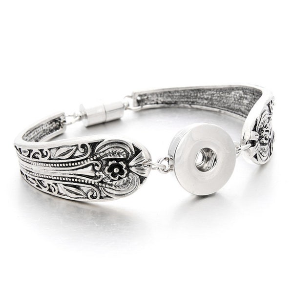 Snap Jewelry, Silver Spoon bracelet, 18 -22 mm, Metal Snap Button Bracelet, Magnetic Clasp, Ginger Snap, Noosa, Magnolia & Vine