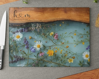 Personalized Glass Charcuterie Board, Custom Couples Names Cutting Board, Maple Wildflower Design, Housewarming Married Wedding Gift, 0531b