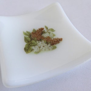 White Lilac Small Fused Glass Plate by BPRDesigns