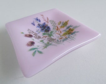 Petal Pink Fused Glass Floral Ring Dish by BPRDesigns