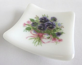 White Pansy Small Fused Glass Plate by BPRDesigns