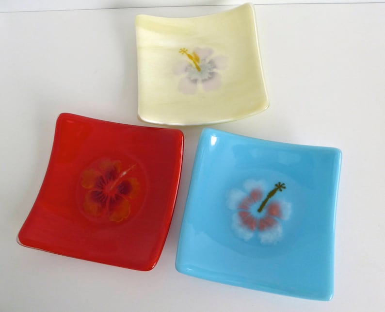 Fused Glass Hibiscus Plate by BPRDesigns
