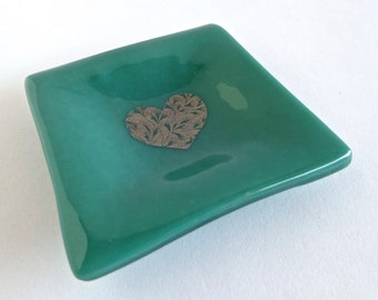 Teal Green Fused Glass Heart Ring Dish by BPRDesigns