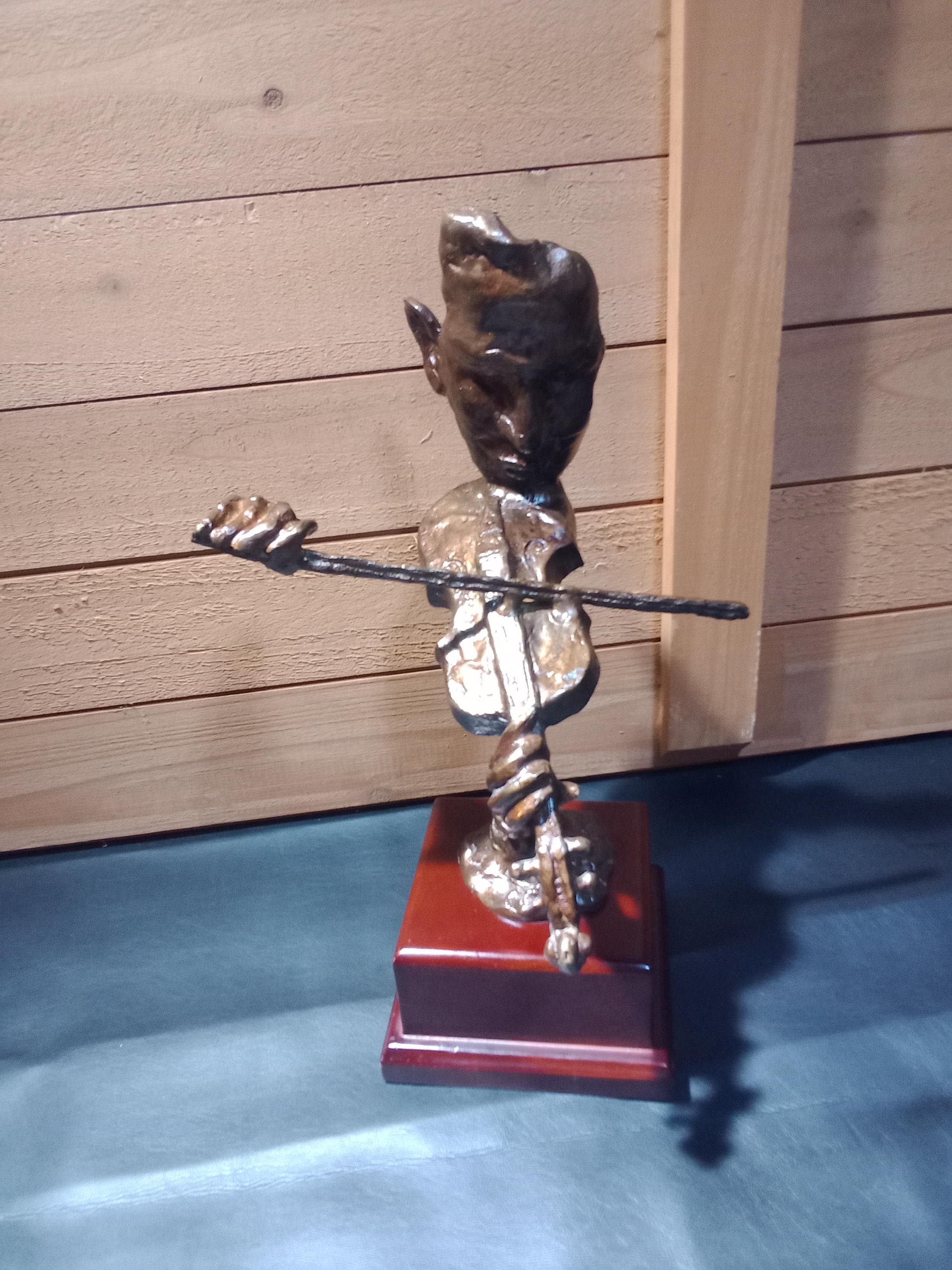 Bernard Kim Bronze Violinist Sculpture - Etsy