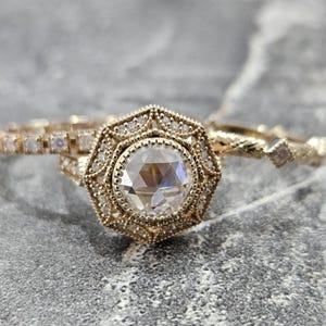 1,5 Karat Vintage 14 Karat Gelbgold Rundschliff Diamant 3 Stück Hochzeit Brautring Set, 14 Karat Gelbgold Finish Ring für Frauen, Brautring Set