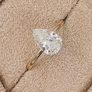 1.5 Carat Pear Shaped Lab Grown Diamond Engagement Ring, 14K Yellow Gold Wedding Ring, Tear Drop Anniversary Ring, Solitaire Promise Ring