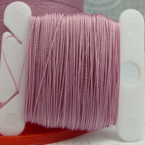Fil sérafil ROSE d'Amann, fil de soie comme une perle, perles, jonc, papier cartonné, rang de perles 40 30 20 15 10