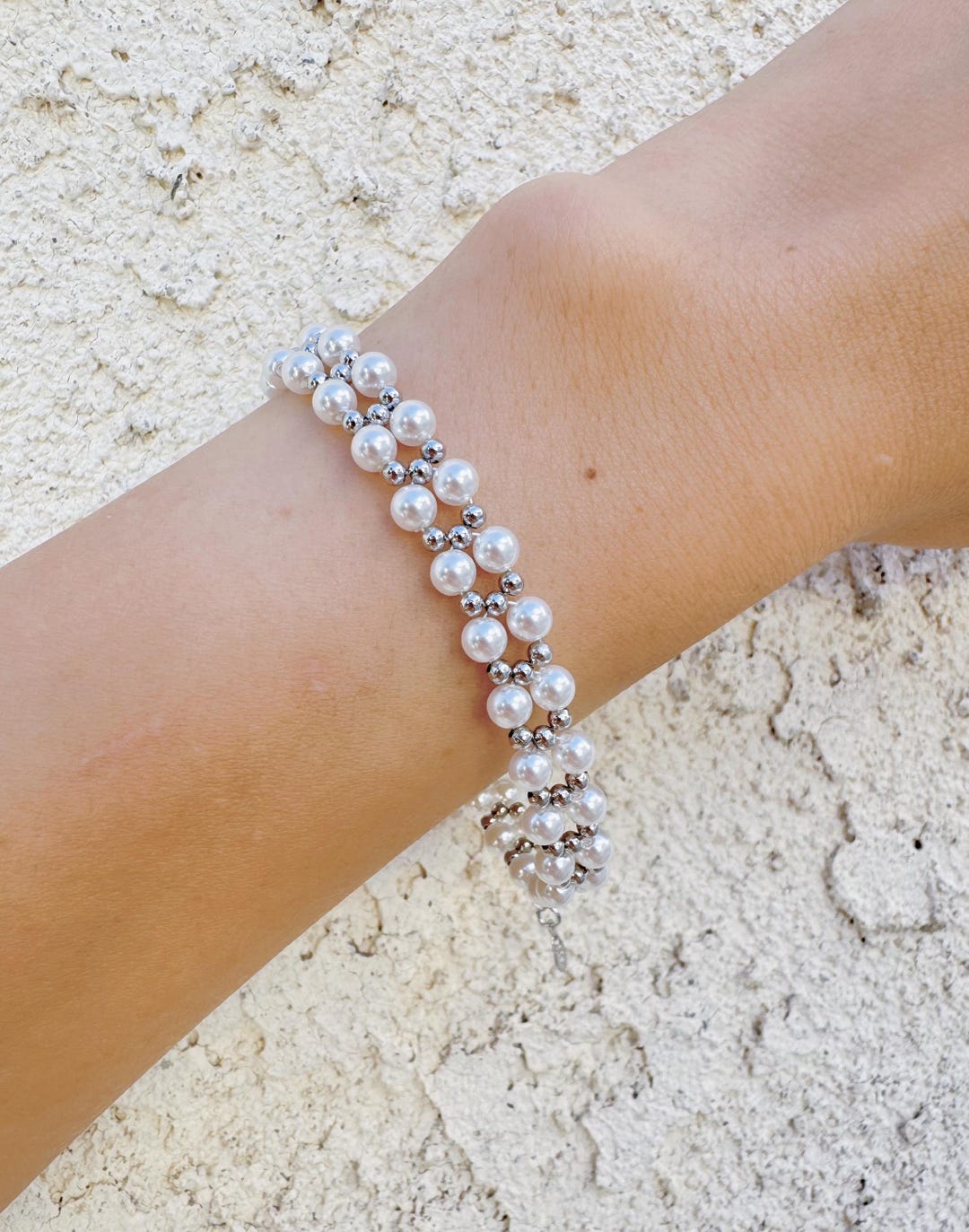 Double strand bracelet with pearls Jewels
