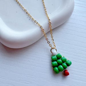 Christmas Tree Necklace: Beaded Holiday Jewelry Gift