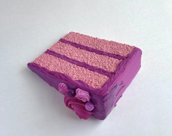Magenta Deluxe #3- Cake Mail postcard