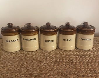 ceramic spice jars with lids X5