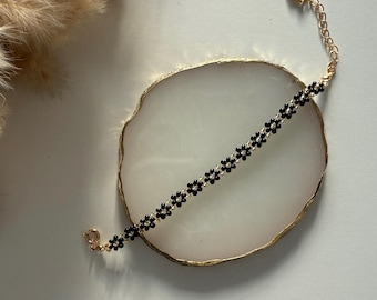 Flower bracelet black gold | handmade bracelet | gold bracelet | pearl bracelet with flowers | gift for her | Valentine's Day gift
