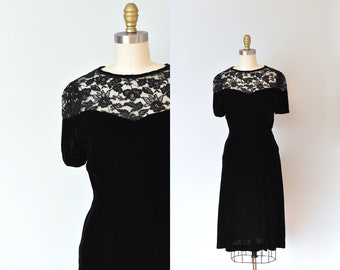 Vestido de coquetel vintage dos anos 1930/40 em veludo de seda preto e renda