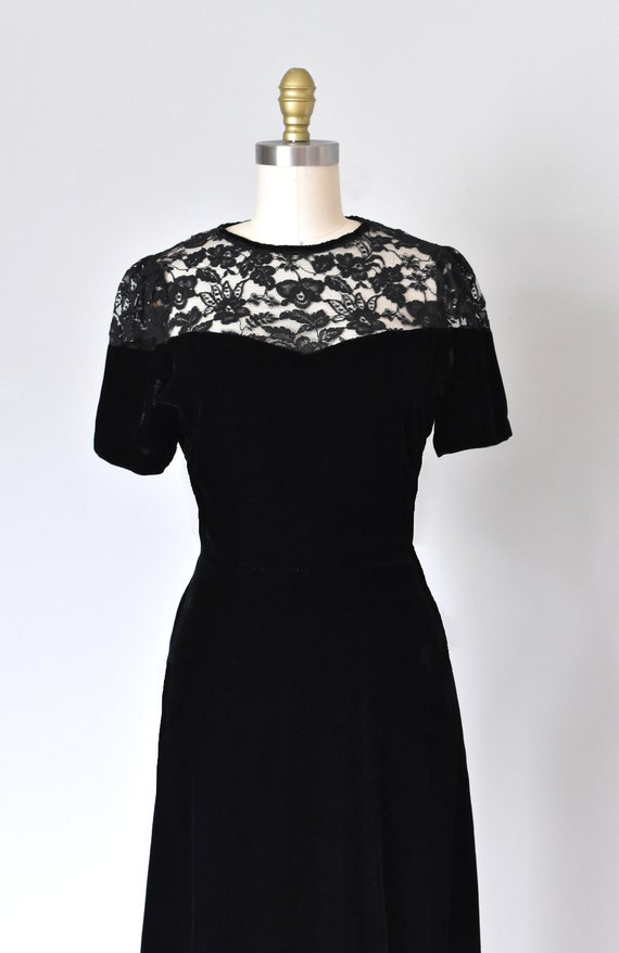 Olivia black silk velvet dress, lace 1940s dress,… - image 4