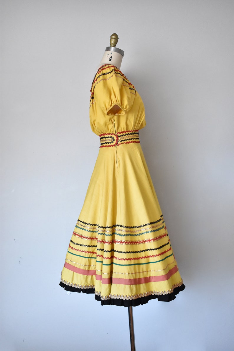 Tamarack 1940s 1950s cotton patio dress, puff sleeve southwest mexican dress, full skirt image 7