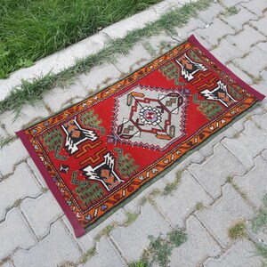 Vintage Turks tapijt, 2 x 3: kleine rode abstracte deurmat