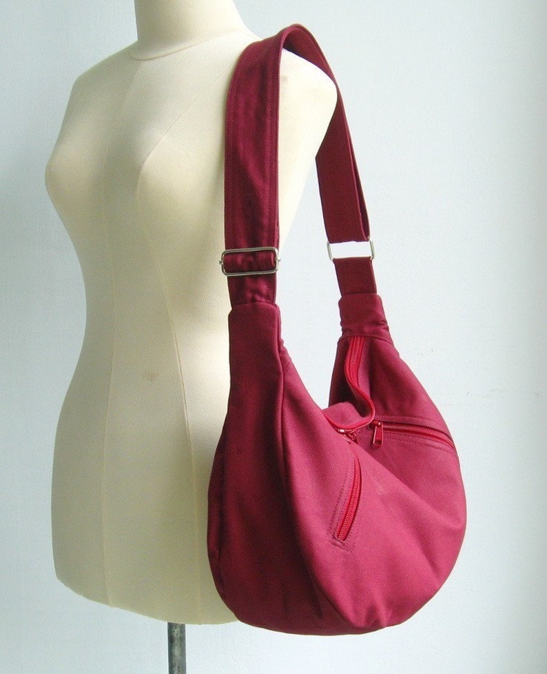 Maroon Canvas messenger bag, crossbody hobo bag, everyday work bag, school bag, carry all travel bag, zipper closure bag Sandra zdjęcie 4