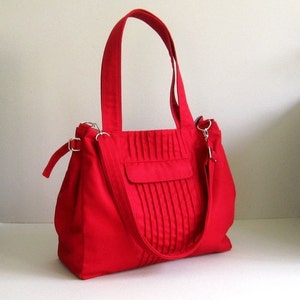 Umhängetasche rot aus Canvas - Schultertasche mit Taschen, Windeltasche, Crossbody-tasche, Tote, Reisetasche, Frauentasche, - CARRIE