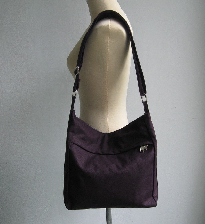 Deep purple Cotton Travel Hobo Bag, zipper closure bag, women messenger bag, gift for her, everyday work bag, light weight bag Faye zdjęcie 2
