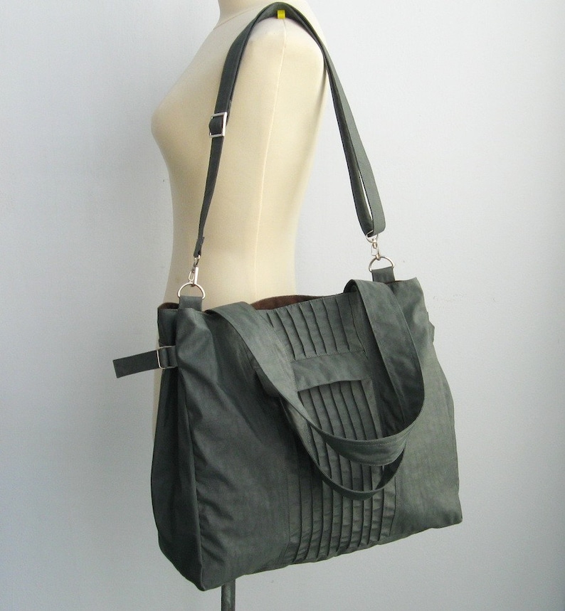 Grey Water-Resistant Bag, diaper bag, gym bag, cross body, roomy tote, shoulder bag, messenger bag, everyday bag, gift for women Carrie image 3