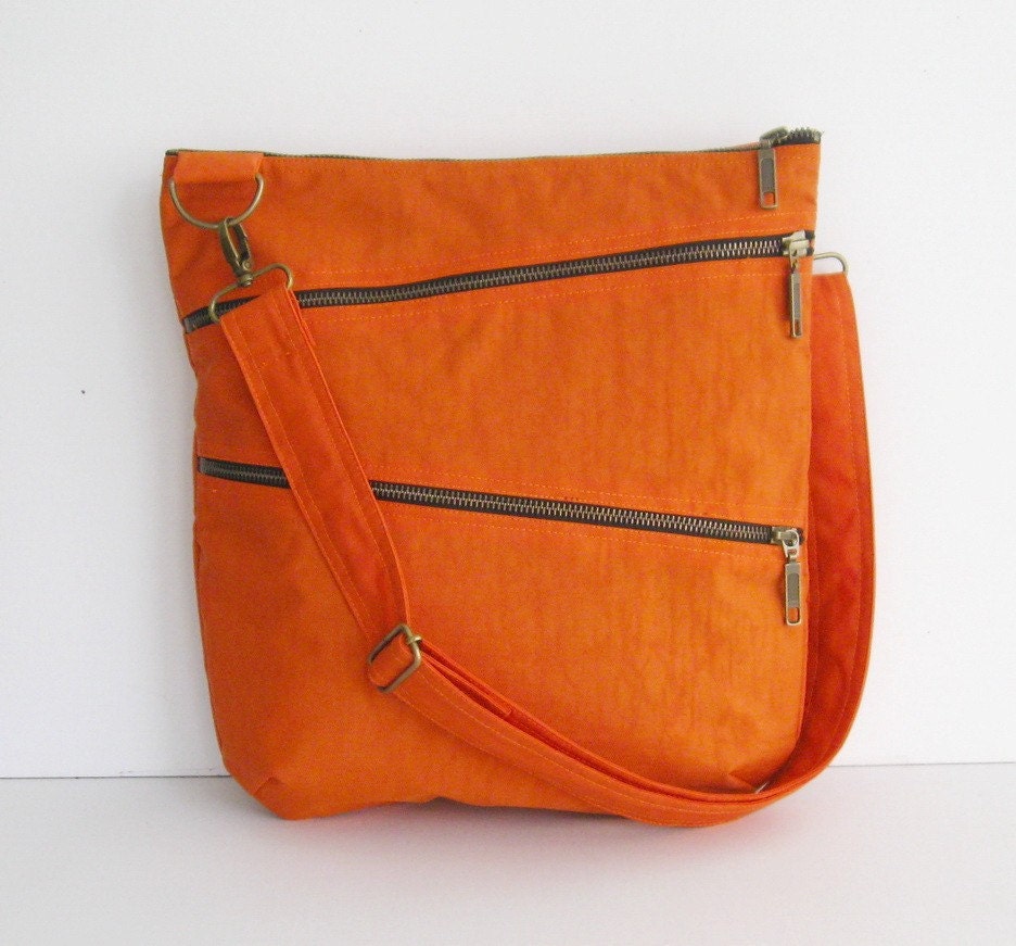 ◆THE COLDEST MOMENT◆ TCM check nylon cross bag brown 25060 il_fullxfull.203483033.jpg