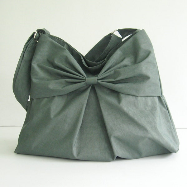 Sac gris résistant à l'eau, nylon, arc, sac léger, sac à bandoulière, sac messager, sac à main, sac à bandoulière, sac de voyage, cadeau pour elle - Martha