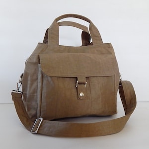 Wasserfeste Nylontasche - Messenger, Alltagstasche, Tote, 3 Fächer, Crossbody-tasche, leichte Nylontasche - GINA