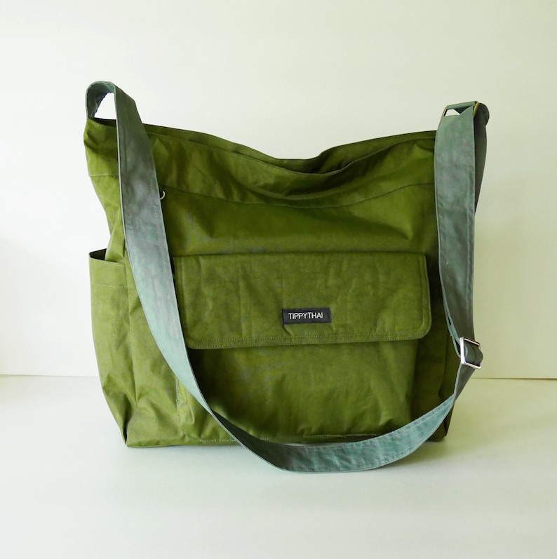 Dark Olive water resistant nylon large messenger bag, school bag, diaper bag, crossbody bag, everyday bag, light weight travel bag KAILA zdjęcie 1