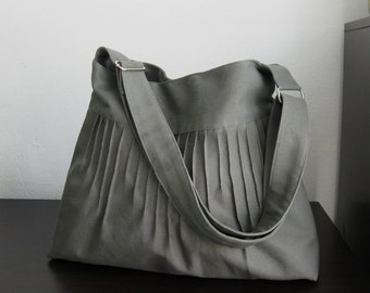 Graue Umhängetasche - handgefertigte kleine Wickeltasche - BLYTHE