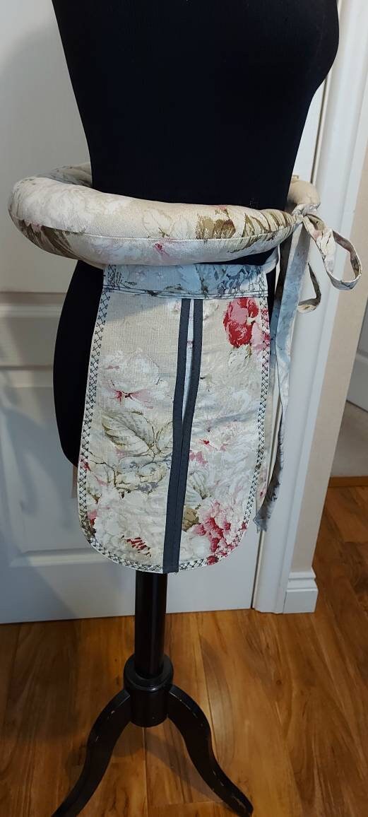 Elizabethan and Tudor Bumroll With 2 Waist Pockets. Etsy