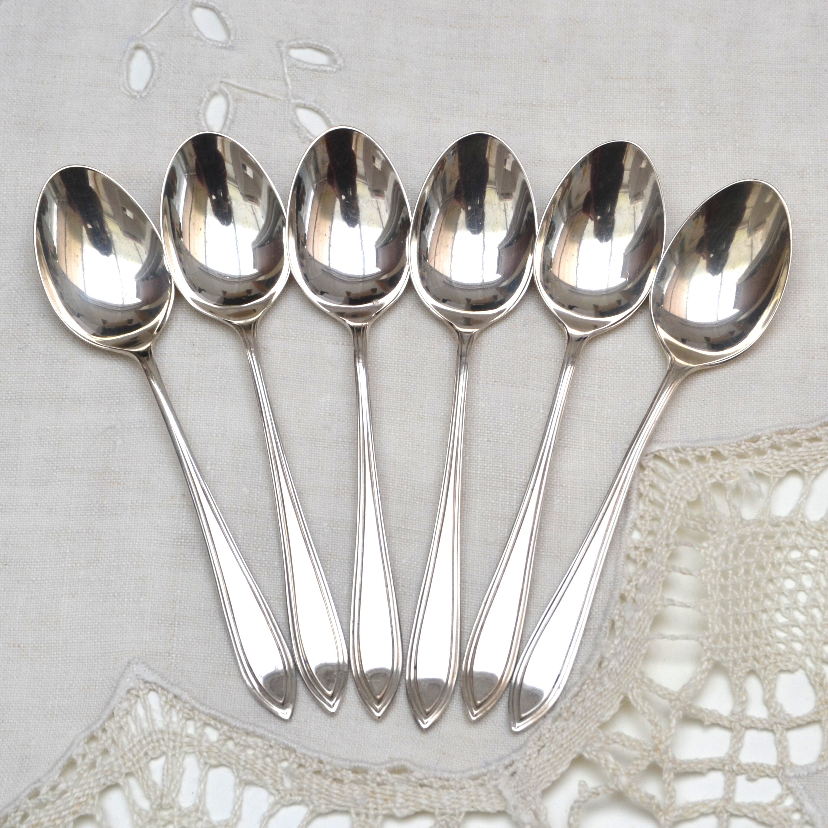 1930年代のヴィンテージスターリングシルバーティースプーン6本入り