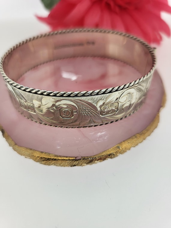 Vintage 1978 Solid Silver Hinged Bangle: Floral Engraved Design