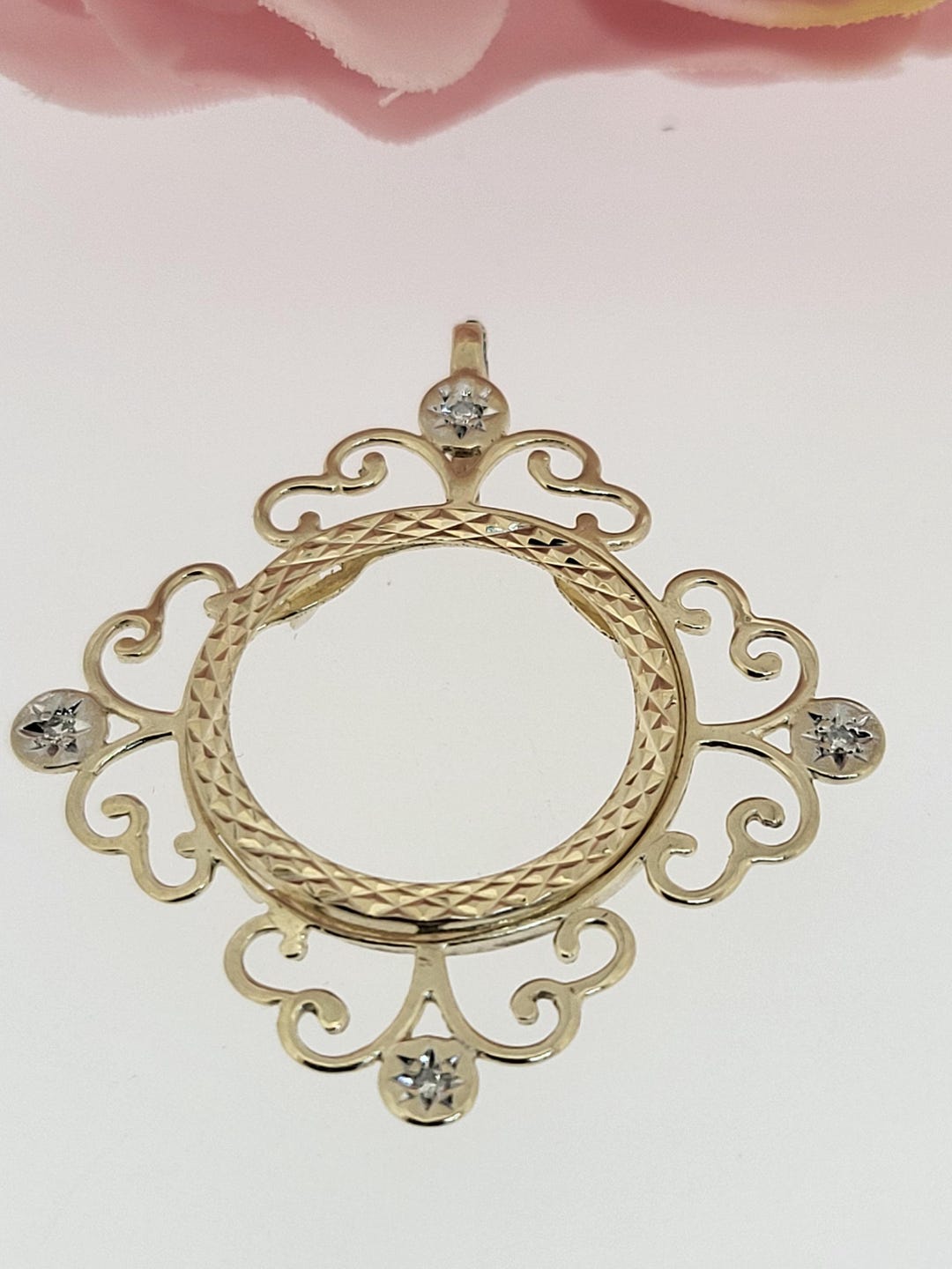 Vintage Pre-loved 9ct Yellow Gold Half Sovereign Pendant Mount ...