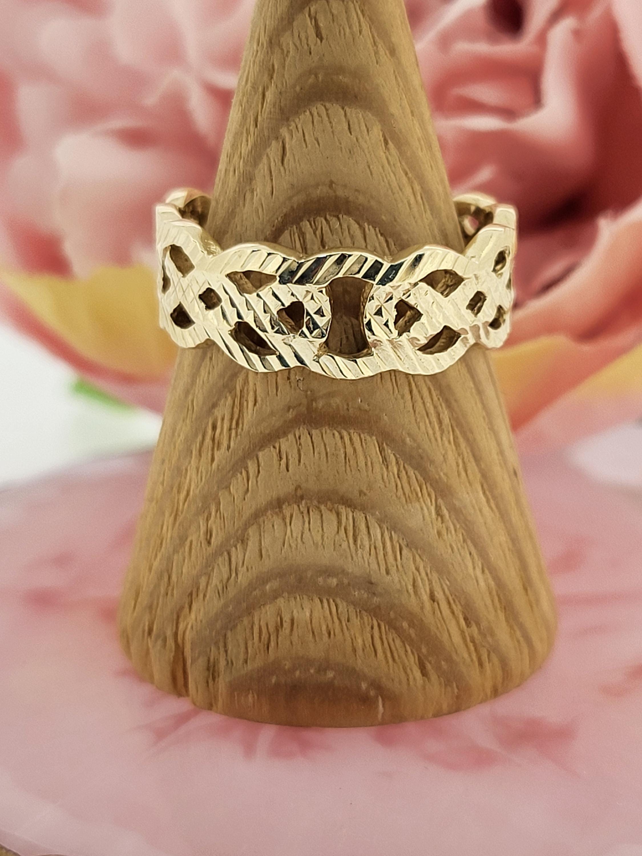 90s Celtic Arts floral Celtic ball ring
