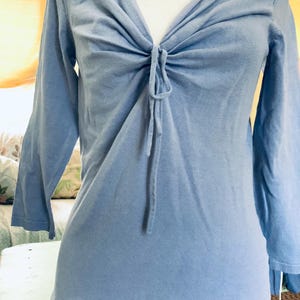 vintage Banana Republic Periwinkle blue Ruched 3/4 sleeve silk blend knit top with ties  sz. M