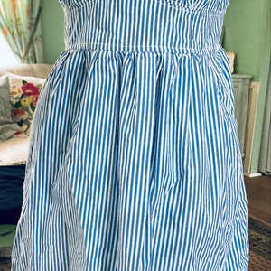abercrombie blue and white striped dress + Fitch Blue/White This flattering strapless midi dress is in our classic lightweight poplin fabric and fit Vintage Y2K Rare ABERCROMBIE and