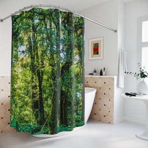 Waldszene Duschvorhang, Waldlandschaft Badezimmer Dekor, Natur Themen Wohnaccessoires, Greenery Duschvorhang, Botanischer Badvorhang