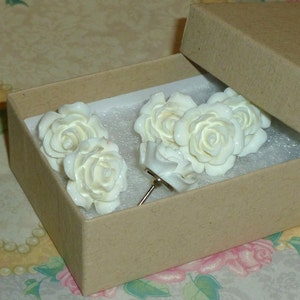 White Rose Flower Push Pins, Decorative Resin Rose Flower Cabochon Thumb Tacks Set of 6 image 4